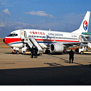 阆中古城机场空运航空快运业稳步发展的原因是什么？